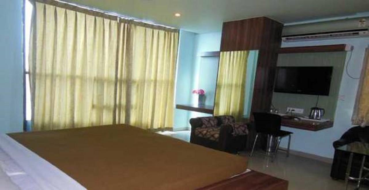 Hotel Bhubaneswari Classic Brahmapur Exterior photo